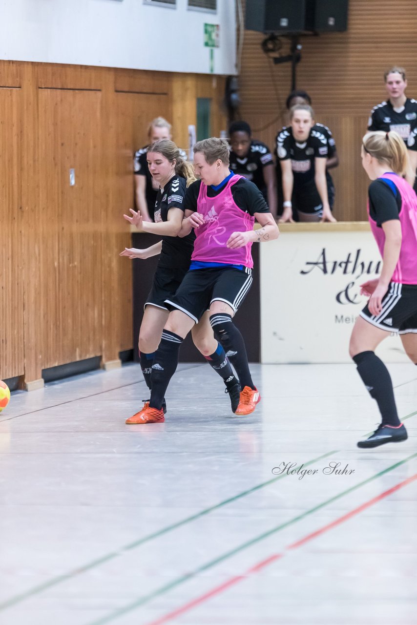 Bild 69 - VR Bank Cup Horst